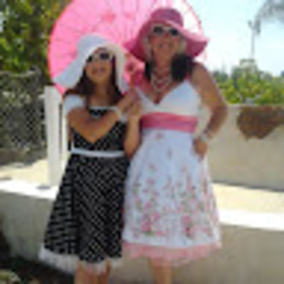 Meet your Posher, Sunny - Picture 1 of 1